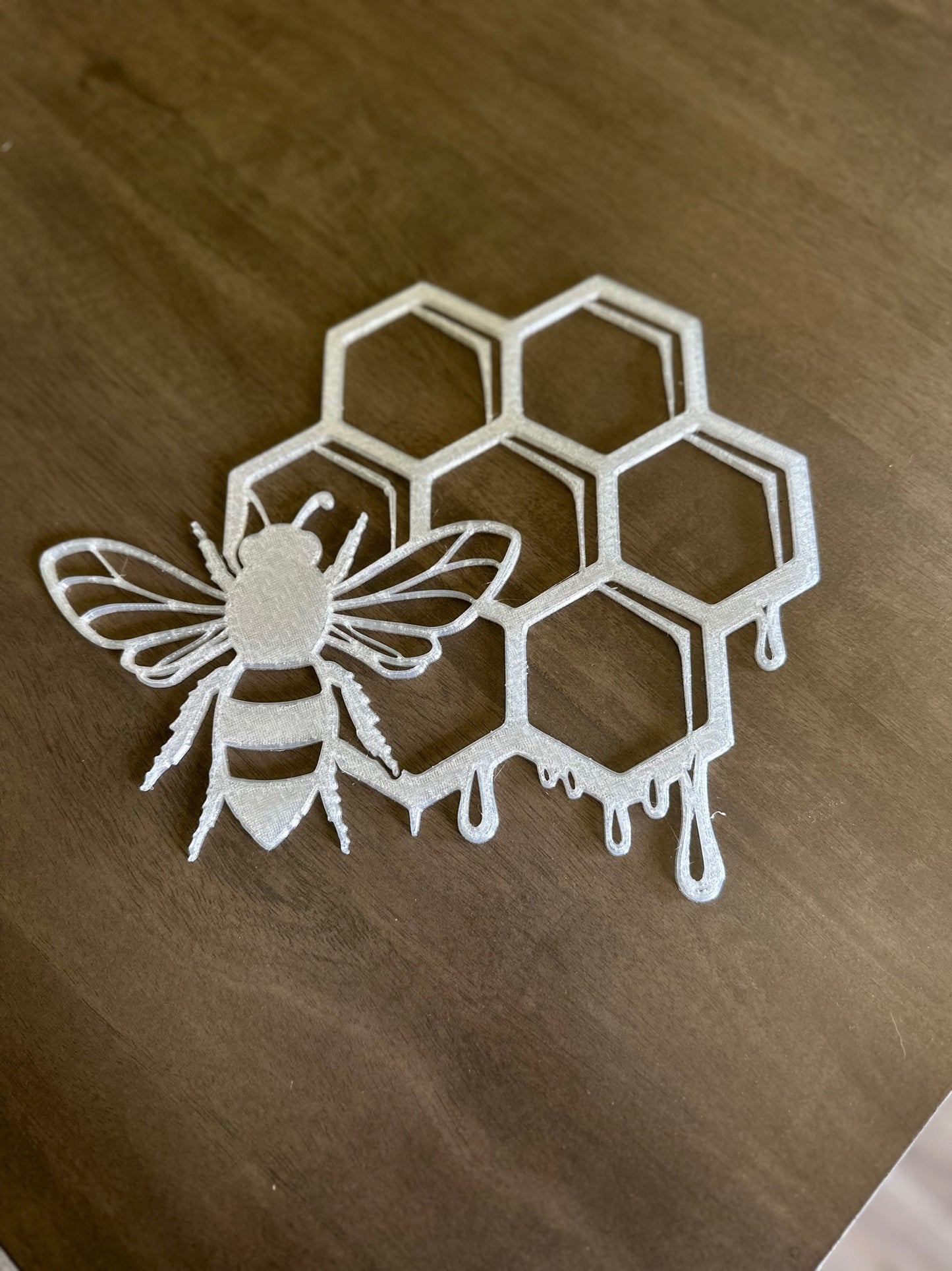 Hummingbird, honey bee, or butterfly decor